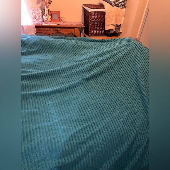 Teal Textured Ribbed Lightweight Blanket~100% Cotton~ King or Cal King - Picture 3 of 15